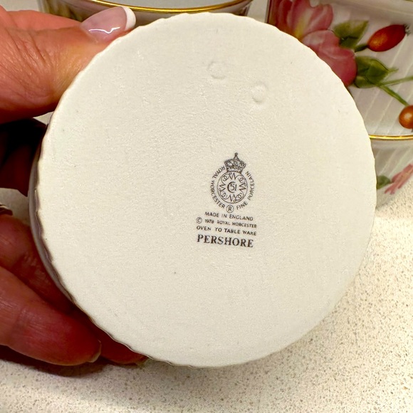 Royal Worcester PERSHORE RAMEKINS - Picture 3 of 3